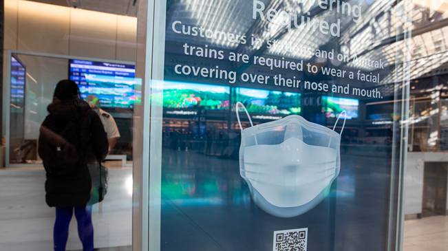 23天增500萬(wàn)例！ 美國(guó)新冠確診病例增速創(chuàng)新高