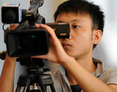 新華網現(xiàn)場直播