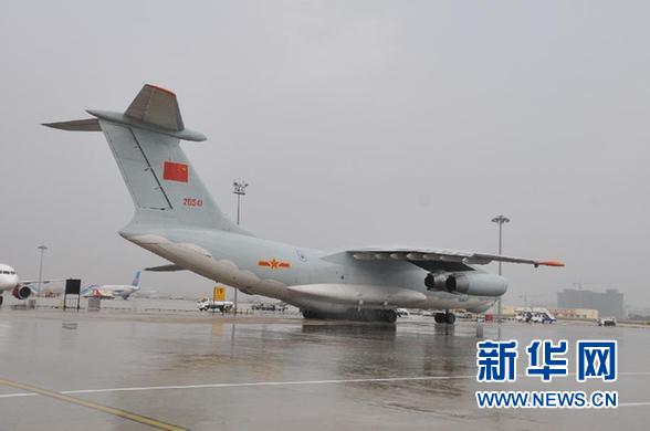 （搜尋馬航370航班&middot;圖文互動(dòng)）（5）中國(guó)空軍3架運(yùn)輸機(jī)抵達(dá)馬來(lái)西亞 將展開(kāi)海外搜救行動(dòng) 