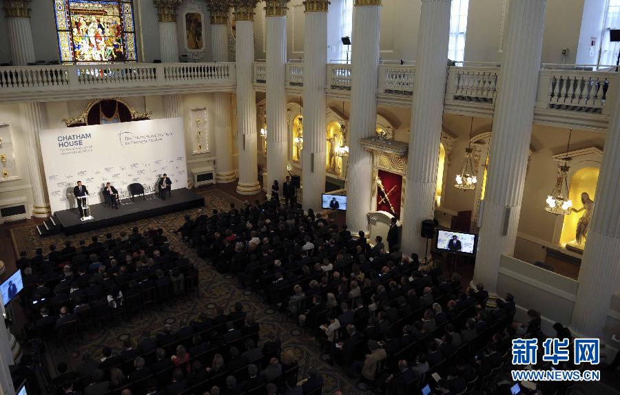 6月18日，國務(wù)院總理李克強在倫敦金融城市長官邸面向英國皇家國際問題研究所和國際戰(zhàn)略研究所兩大智庫發(fā)表題為《共建包容發(fā)展的美好世界》的演講。新華社記者 張鐸 攝