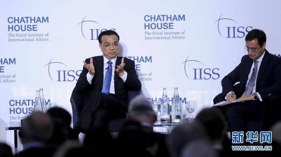 6月18日，國務(wù)院總理李克強在倫敦金融城市長官邸面向英國皇家國際問題研究所和國際戰(zhàn)略研究所兩大智庫發(fā)表題為《共建包容發(fā)展的美好世界》的演講。新華社記者 張鐸 攝 