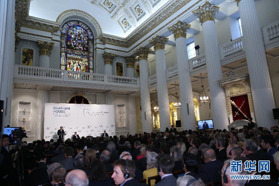 6月18日，國務(wù)院總理李克強在倫敦金融城市長官邸面向英國皇家國際問題研究所和國際戰(zhàn)略研究所兩大智庫發(fā)表題為《共建包容發(fā)展的美好世界》的演講。新華社記者 龐興雷 攝 