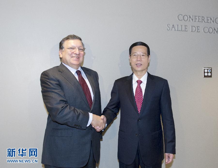 9月23日，正在紐約出席聯(lián)合國氣候峰會的國家主席習(xí)近平特使、國務(wù)院副總理張高麗在紐約聯(lián)合國總部會見歐盟委員會主席巴羅佐。新華社記者 王曄 攝 