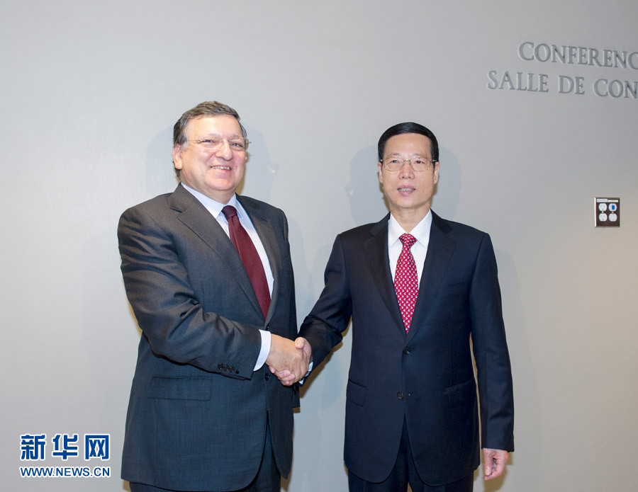 9月23日，正在紐約出席聯(lián)合國氣候峰會的國家主席習(xí)近平特使、國務(wù)院副總理張高麗在紐約聯(lián)合國總部會見歐盟委員會主席巴羅佐。新華社記者王曄攝 