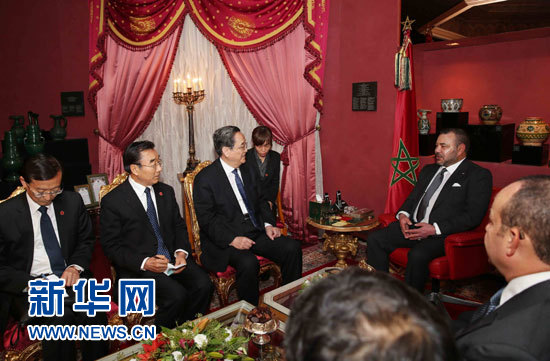 11月4日，中國全國政協(xié)主席俞正聲在非斯會見摩洛哥國王穆罕默德六世。 新華社記者 劉衛(wèi)兵 攝