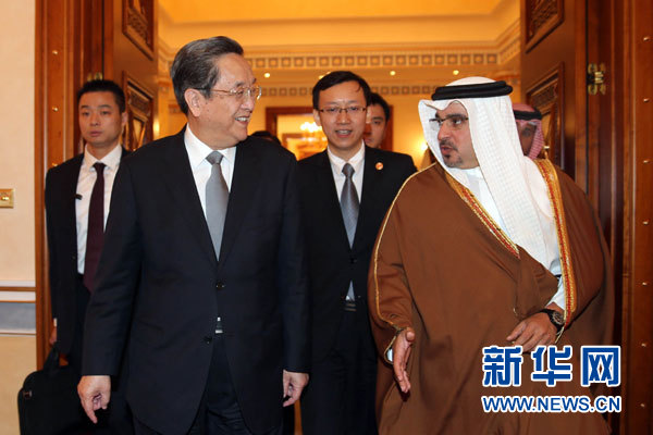 11月6日，正在巴林進行正式友好訪問的全國政協(xié)主席俞正聲在麥納麥會見巴林王儲薩勒曼。 新華社記者劉衛(wèi)兵攝