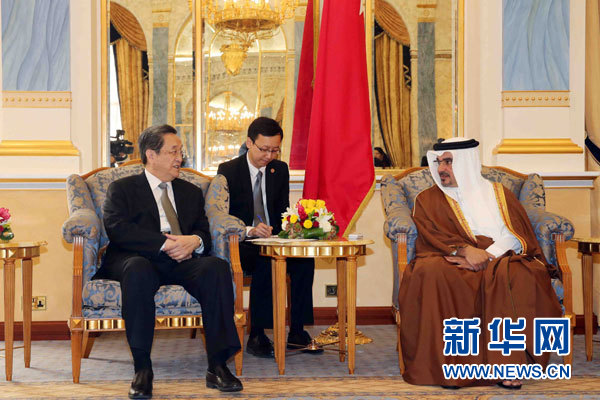 11月6日，正在巴林進行正式友好訪問的全國政協(xié)主席俞正聲在麥納麥會見巴林王儲薩勒曼。 新華社記者劉衛(wèi)兵攝