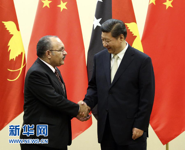 11月22日，國家主席習近平在斐濟楠迪會見巴布亞新幾內亞總理奧尼爾。 新華社記者姚大偉攝 