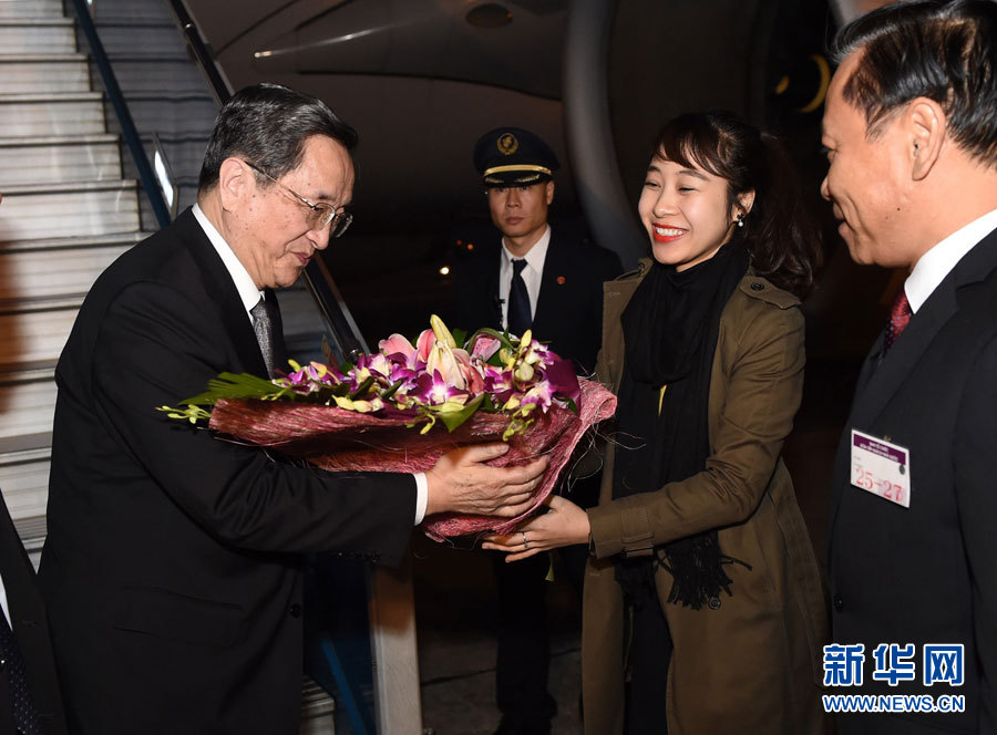12月25日至27日，中共中央政治局常委、全國政協(xié)主席俞正聲對越南進(jìn)行正式訪問。這是12月25日，俞正聲抵達(dá)河內(nèi)，開始對越南進(jìn)行正式訪問。 新華社記者馬占成攝