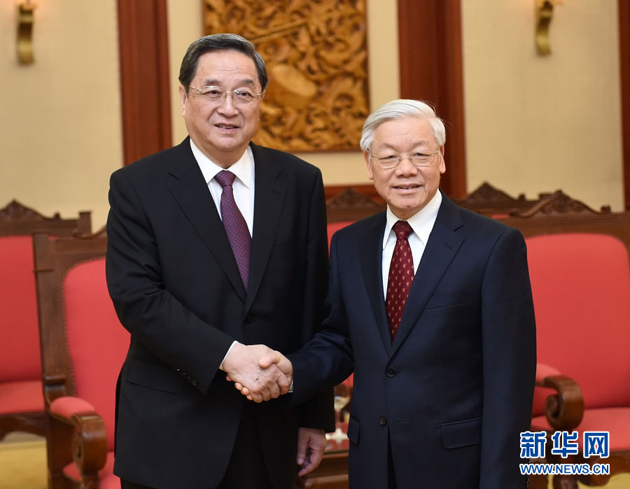 12月25日至27日，中共中央政治局常委、全國政協(xié)主席俞正聲對越南進(jìn)行正式訪問。這是12月26日，俞正聲在河內(nèi)會見越共中央總書記阮富仲。 新華社記者劉建生攝