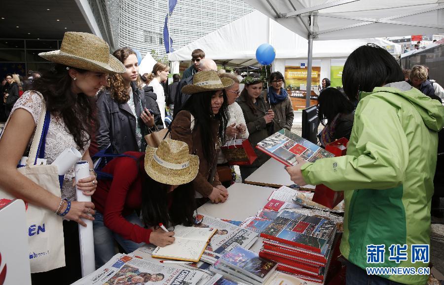 (XHDW)(2)“中國(guó)角”首次現(xiàn)身歐盟開(kāi)放日