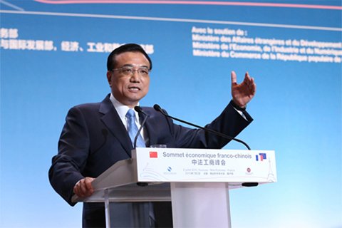 李克強(qiáng)總理2日在中法工商峰會演講時(shí)表示，中法建交50年來，兩國關(guān)系積累了寶貴經(jīng)驗(yàn)，未來50年的中法關(guān)系將更燦爛輝煌。中國政府網(wǎng)