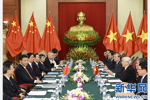 11月5日，中共中央總書記、國家主席習(xí)近平在河內(nèi)同越共中央總書記阮富仲舉行會(huì)談。 新華社記者李學(xué)仁攝