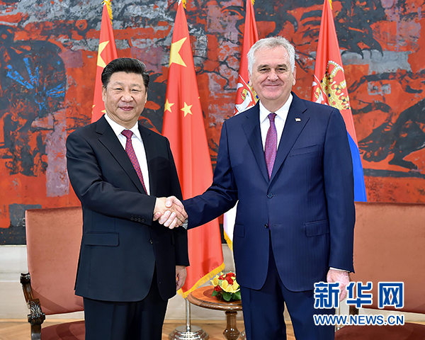 6月18日，國(guó)家主席習(xí)近平在貝爾格萊德同塞爾維亞總統(tǒng)尼科利奇舉行會(huì)談。 新華社記者 李濤 攝 