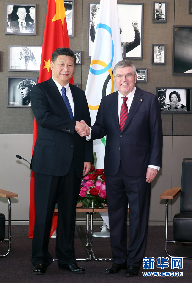 1月18日，國家主席習(xí)近平在瑞士洛桑國際奧林匹克博物館會(huì)見國際奧林匹克委員會(huì)主席巴赫。 新華社記者 姚大偉 攝