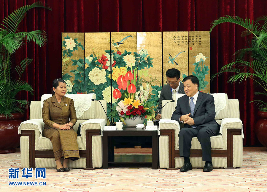 6月11日，中共中央政治局常委、中央書記處書記劉云山在福州會見來華出席金磚國家政黨、智庫和民間社會組織論壇的柬埔寨人民黨中央常委、副首相梅森安。新華社記者劉衛(wèi)兵攝