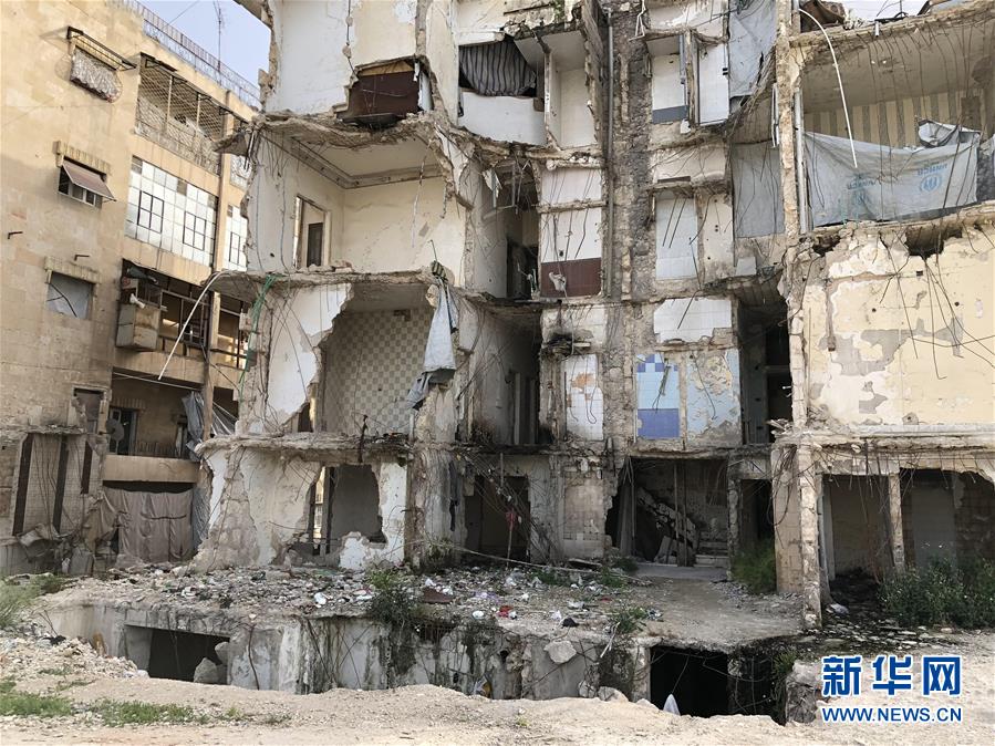 （國(guó)際&middot;圖文互動(dòng)）（7）上學(xué)夢(mèng)何處安放&mdash;&mdash;敘利亞女孩阿明娜的危樓生活