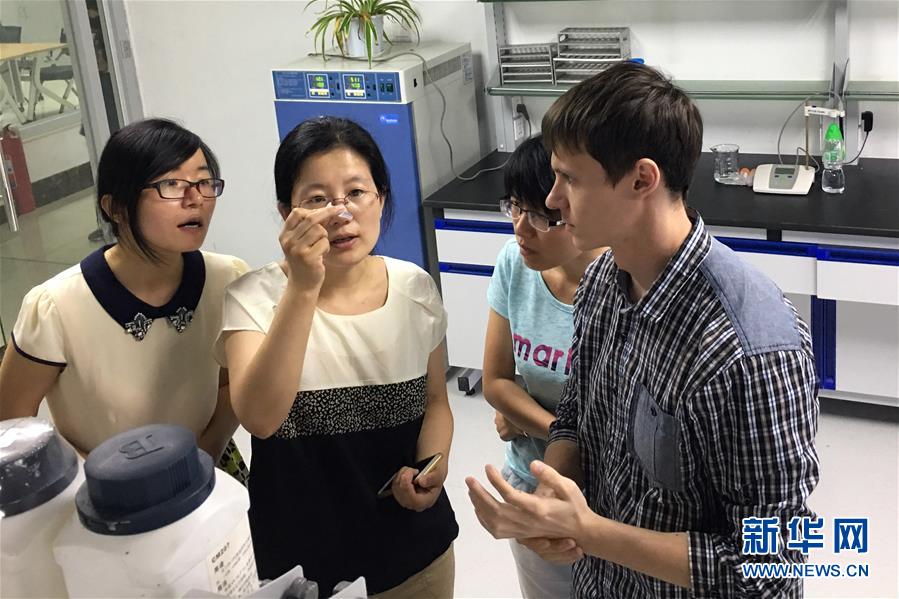 （新華全媒頭條&middot;上合青島峰會(huì)&middot;圖文互動(dòng)）（8）遠(yuǎn)航，揚(yáng)起&ldquo;上海精神&rdquo;的時(shí)代風(fēng)帆&mdash;&mdash;寫(xiě)在上海合作組織成員國(guó)元首理事會(huì)第十八次會(huì)議即將召開(kāi)之際