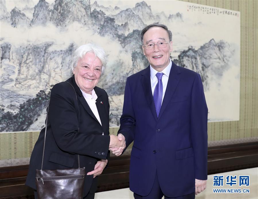 (時政)王岐山會見烏拉圭副總統(tǒng)托波蘭斯基