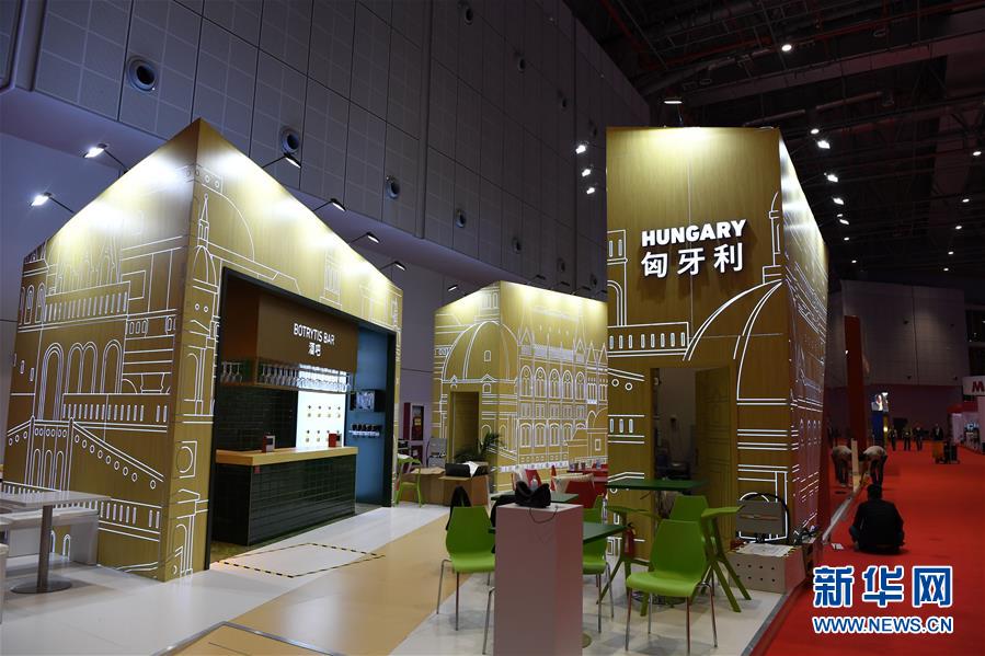 （新華全媒頭條&middot;圖文互動）（3）人間正道 浩蕩前行&mdash;&mdash;習(xí)近平主席出席首屆中國國際進口博覽會紀(jì)實