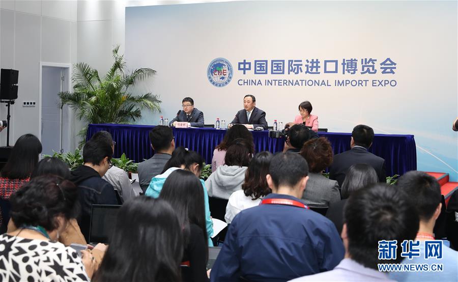 （新華全媒頭條&middot;圖文互動(dòng)）（1）從進(jìn)博會(huì)到&ldquo;雙11&rdquo; 超級(jí)訂單背后蘊(yùn)藏中國(guó)動(dòng)能