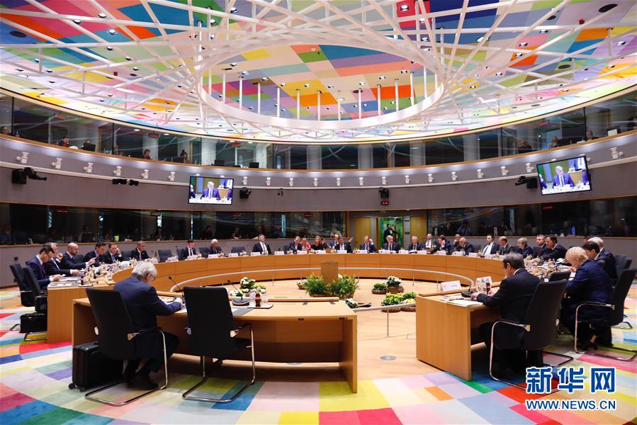 （國(guó)際）（1）歐盟為英國(guó)&ldquo;脫歐&rdquo;提供&ldquo;二選一&rdquo;時(shí)間表