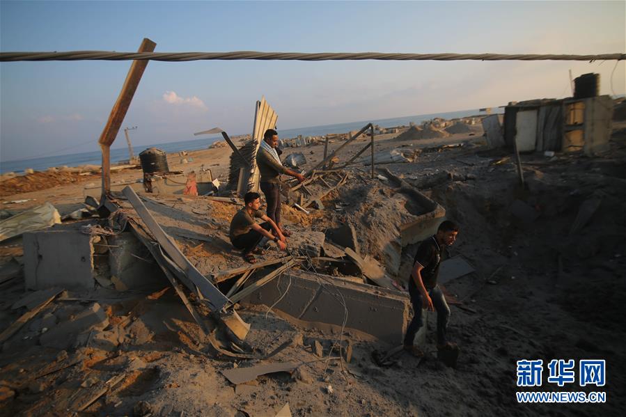 (國際)(2)以軍轟炸加沙地帶以回應(yīng)巴方火箭彈襲擊