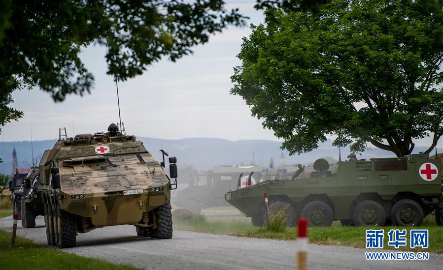 (國(guó)際·圖文互動(dòng))(5)中德“聯(lián)合救援—2019”衛(wèi)勤實(shí)兵聯(lián)合演習(xí)開(kāi)始整合訓(xùn)練