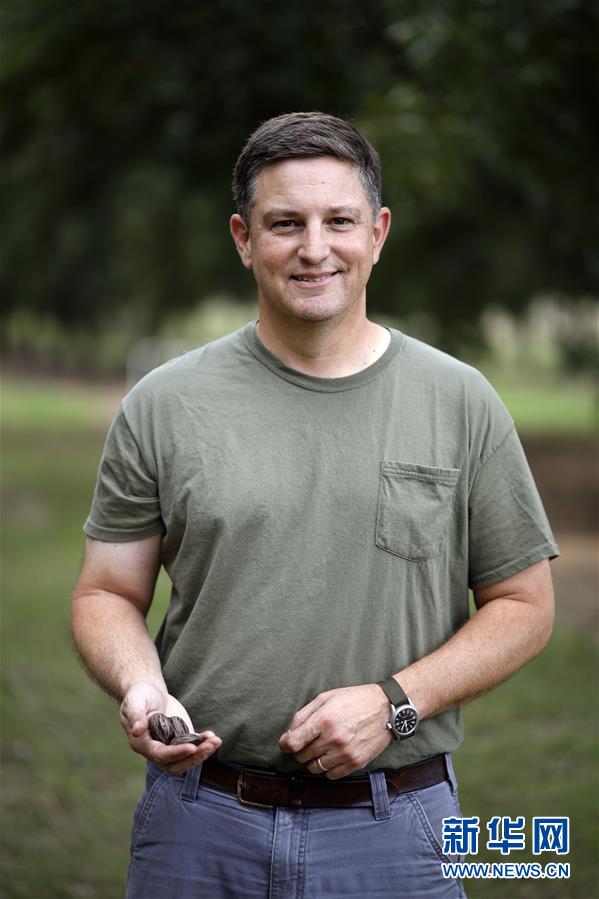 （國際&middot;圖文互動）（3）通訊：期待美中盡早達成貿(mào)易協(xié)議&mdash;&mdash;颶風和關稅夾擊下的美國山核桃種植戶盼重回中國市場