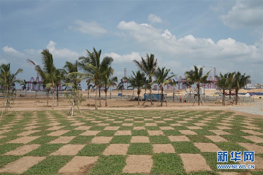 （國際&middot;圖文互動）（2）通訊：春節(jié)，&ldquo;是工期而不是假期&rdquo;&mdash;&mdash;記科倫坡港口城的中國建設(shè)者