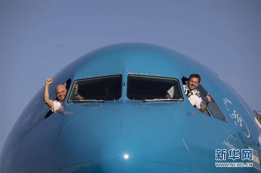 （圖文互動&middot;國際疫情）（5）通訊：3.8萬公里的航程　跨越大洋的情誼&mdash;&mdash;記阿根廷從中國運(yùn)載防疫物資