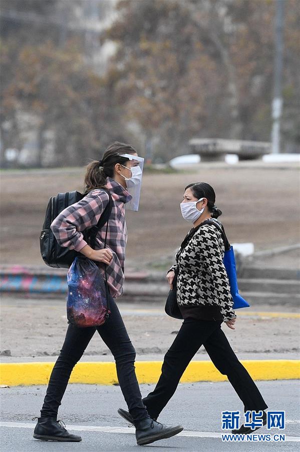 (國(guó)際疫情·圖文互動(dòng))(3)智利首都圣地亞哥因疫情嚴(yán)重將實(shí)施封城