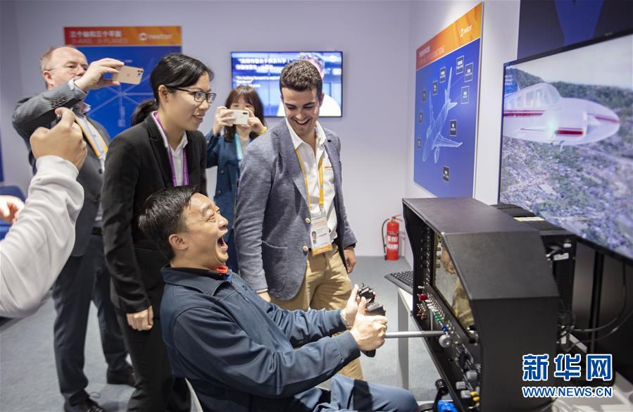 （新華全媒頭條&middot;圖文互動(dòng)）（7）萬里寫入胸懷間&mdash;&mdash;記習(xí)近平主席三屆進(jìn)博會(huì)主旨演講