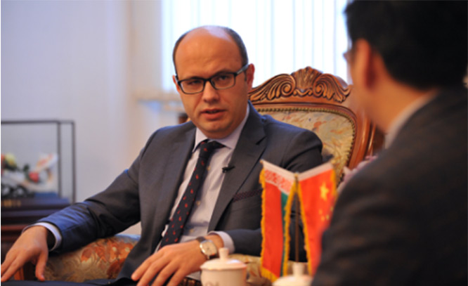 專訪白俄羅斯大使：&ldquo;一帶一路&rdquo;國際合作高峰論壇將成為全球治理的范例