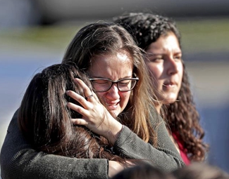 美社會&ldquo;槍傷&rdquo;難愈合