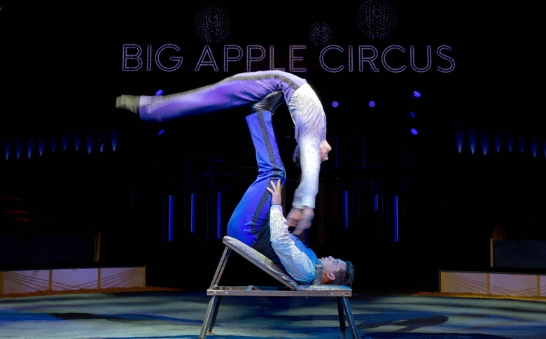 吉尼斯世界紀錄日：32次！30秒蹬人空翻最多次數(shù)