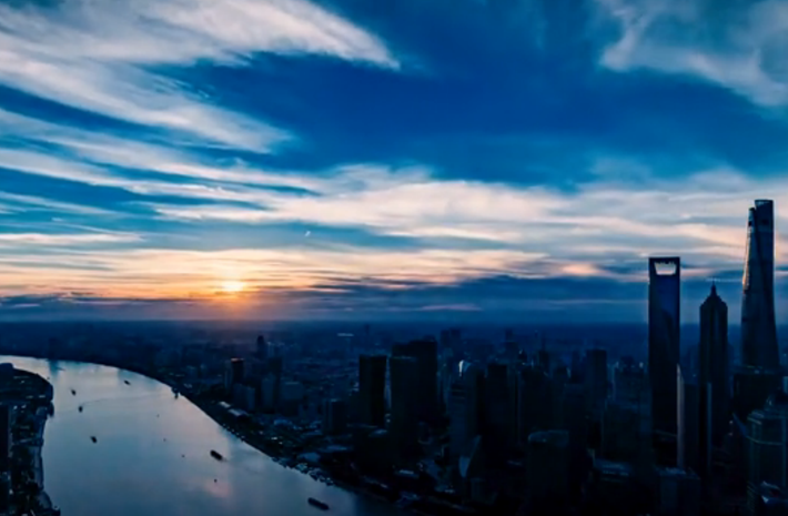 這一刻，瞰上海