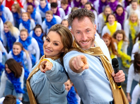 一起來battle！325名英國(guó)舞者大跳迪斯科破吉尼斯世界紀(jì)錄