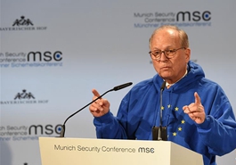 未來國際秩序應(yīng)如何調(diào)整和構(gòu)建？