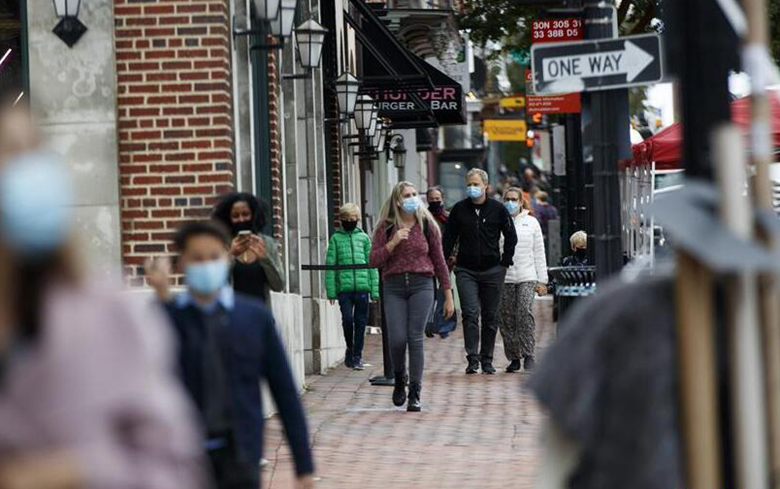 【微視頻】科學被&ldquo;捂上嘴&rdquo;？美國疫情應對持續(xù)遭批！