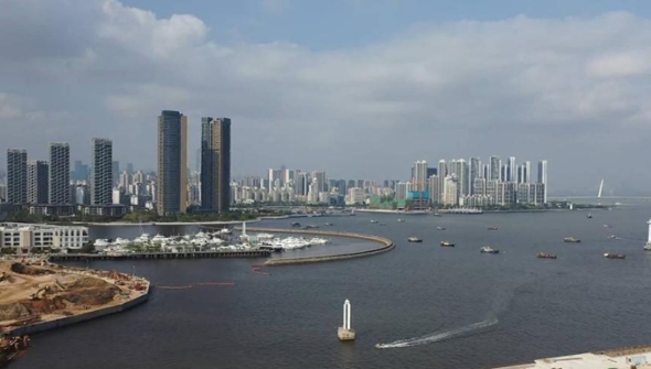 全球連線 | 德國(guó)的共產(chǎn)黨主席科伯勒：&ldquo;中國(guó)辦成的這件大事，沒(méi)一個(gè)資本主義國(guó)家辦得到&rdquo;